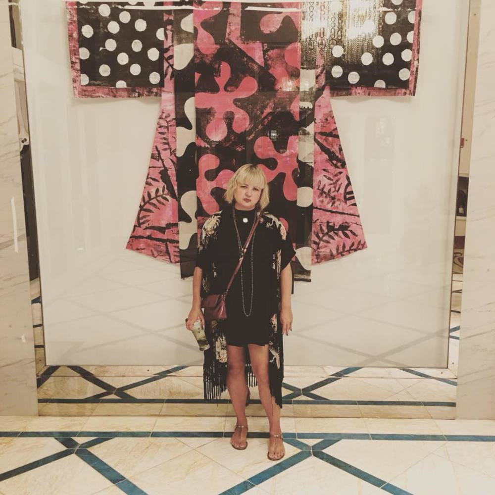 Meet your Posher, Mone